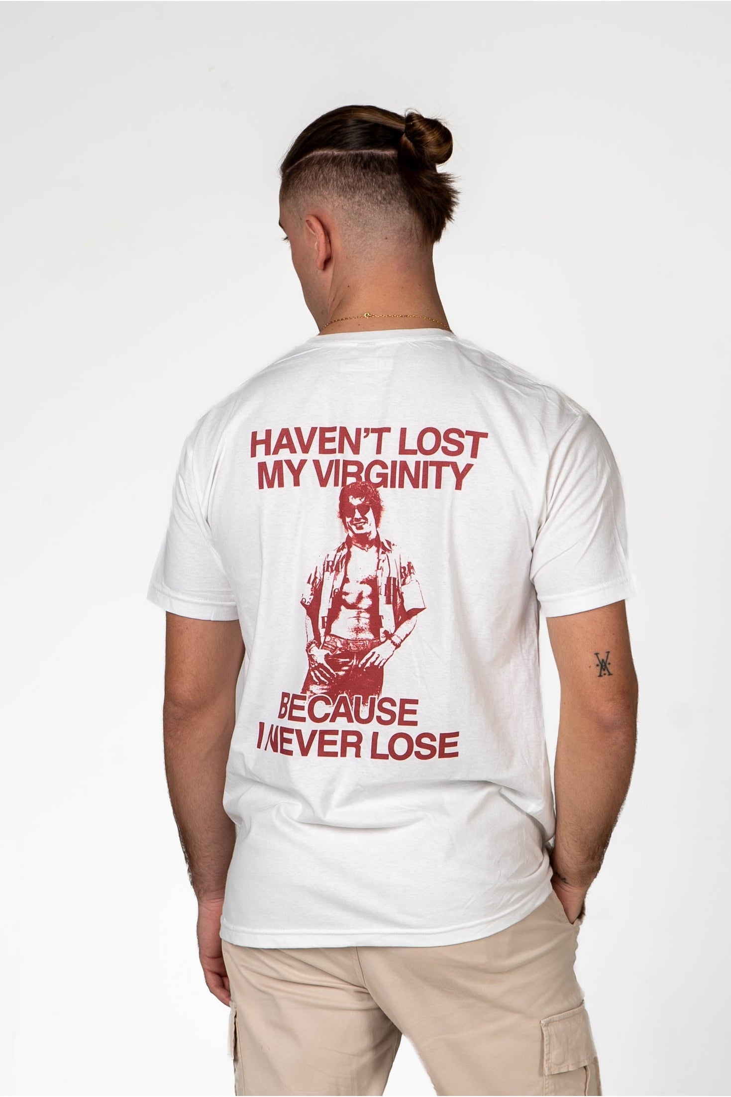 Camiseta "Haven't lost my virginity"