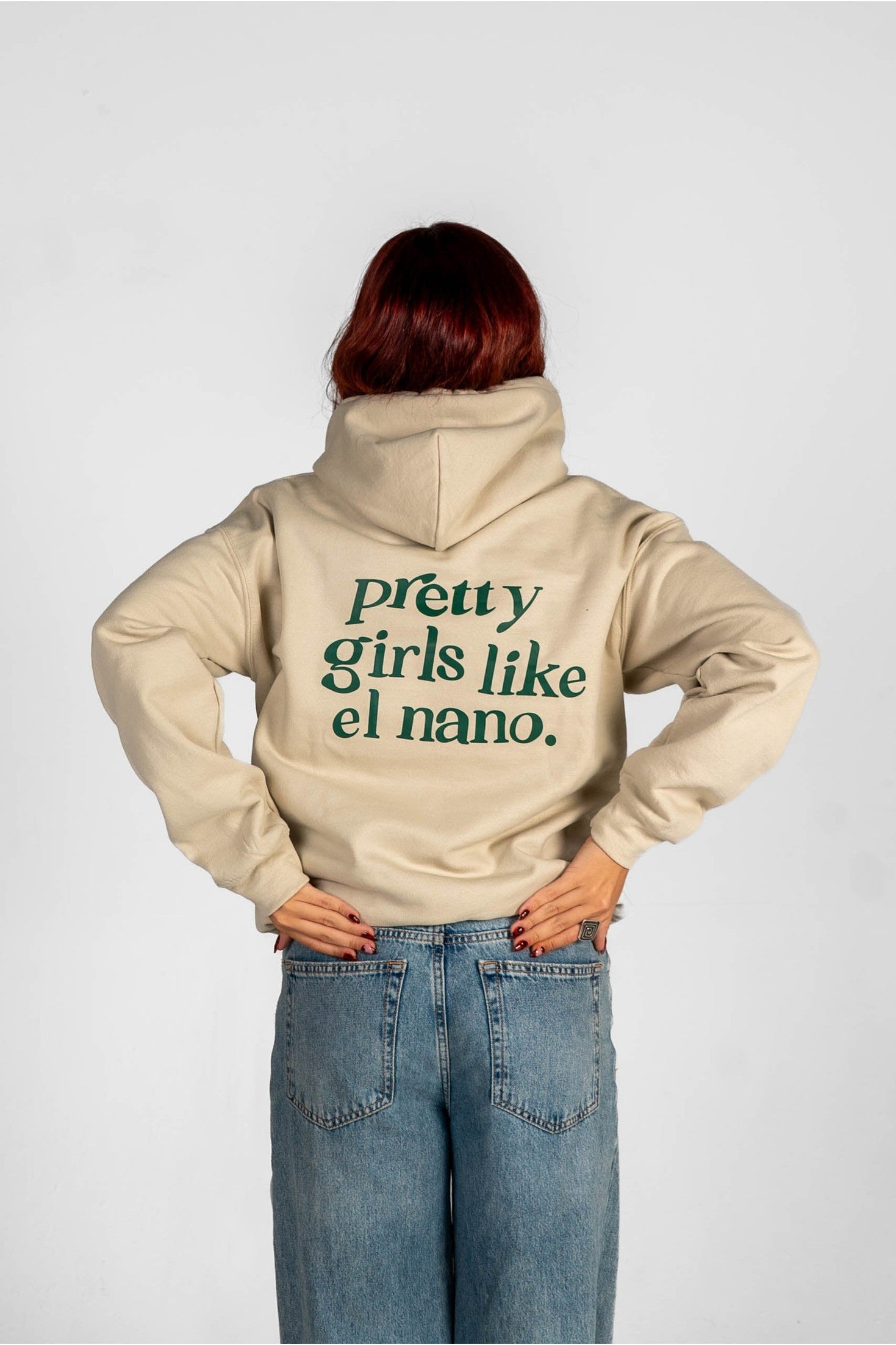 Sudadera "Pretty Girls Like El Nano" - Beige